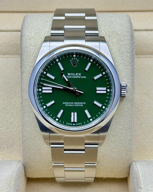 2025 Rolex Oyster Perpetual 41MM Green Dial Oyster Bracelet (134300)