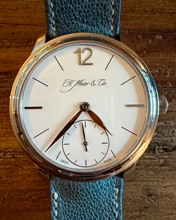 H. Moser & Cie Endeavour Mayu 39MM Silver Dial Leather Strap (321.503-L02)