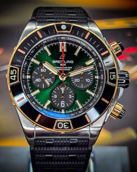 2024 Breitling Super Chronomat B01 44MM Green Dial Textile Strap (UB0136251L1S1)