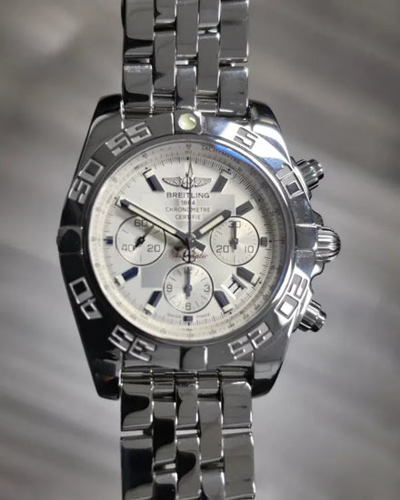 2017 Breitling Chronomat B01 44MM Silver Dial Steel Bracelet (AB0110)