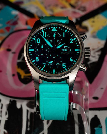 2022 IWC Schaffhausen Pilot "Mercedes-AMG Petronas F1" 41MM Black Dial Rubber Strap (IW388108)
