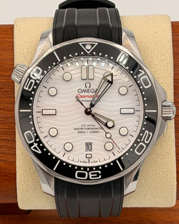 Omega Seamaster Diver 300M (210.32.42.20.04.001)