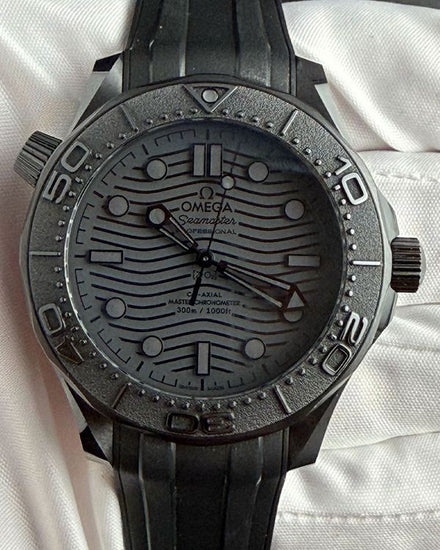 Omega Seamaster Diver 300M “Black Black” 43.5MM Black Dial Rubber Strap (210.92.44.20.01.003)