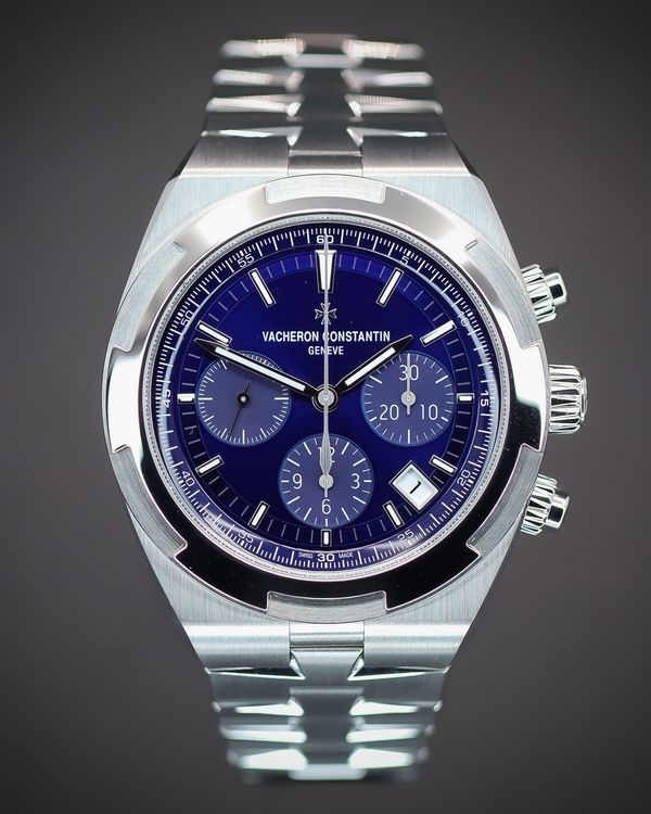 2025 Vacheron Constantin Overseas 42.5MM Blue Dial Steel Bracelet (5520V/210A-B148)