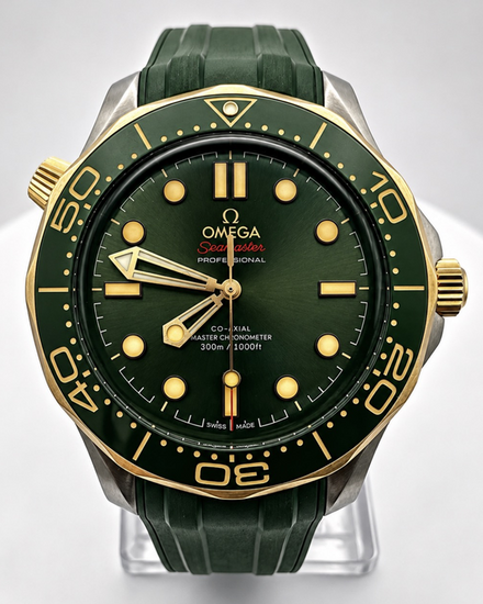 2025 Omega Seamaster Diver 300M 42MM Green Dial Rubber Strap (210.92.42.20.10.001)