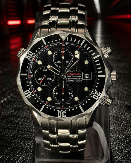 No Reserve - 2019 Omega Seamaster Diver 300M 41.5MM Black Dial Steel Bracelet (213.30.42.40.01.001)