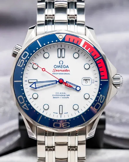 2022 Omega Seamaster Diver 300M "Bond 007 Commander's Watch" L.E. 41MM White Dial Steel Bracelet (212.32.41.20.04.001)