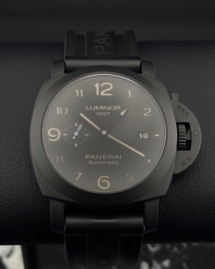 2020 Panerai Luminor 1950 3 Days GMT 44MM Black Dial Rubber Strap (PAM01441)