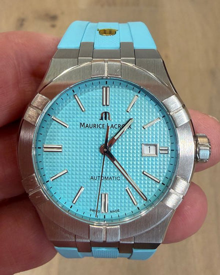 No Reserve - 2025 Maurice Lacroix Aikon Automatic "Summer Edition" L.E. 39MM "Tiffany" Blue Dial Steel Bracelet (AI6008-SS00F-431-C)