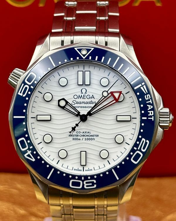 2025 Omega Seamaster Diver 300M "37th America's Cup Barcelona" 42MM White Dial Steel Bracelet (210.30.42.20.04.002)