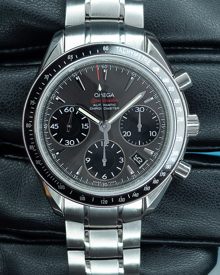 No Reserve - 2021 Omega Speedmaster Date 40MM Grey Dial Steel Bracelet (323.30.40.40.06.001)