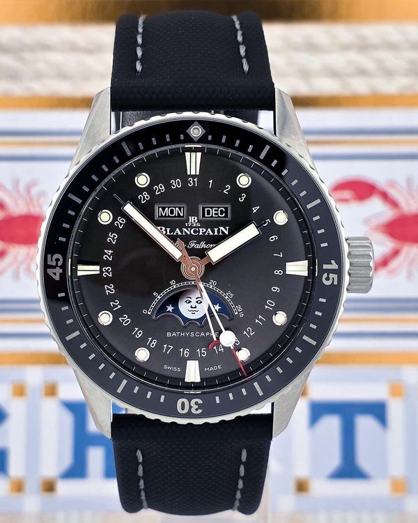 2023 Blancpain Fifty Fathoms Bathyscaphe Quantième Complet 43MM Grey Dial Textile Strap (5054-1110-B52A)