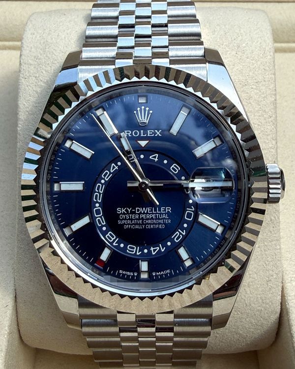 2025 Rolex Sky-Dweller 42MM Blue Dial Jubilee Bracelet (336934)