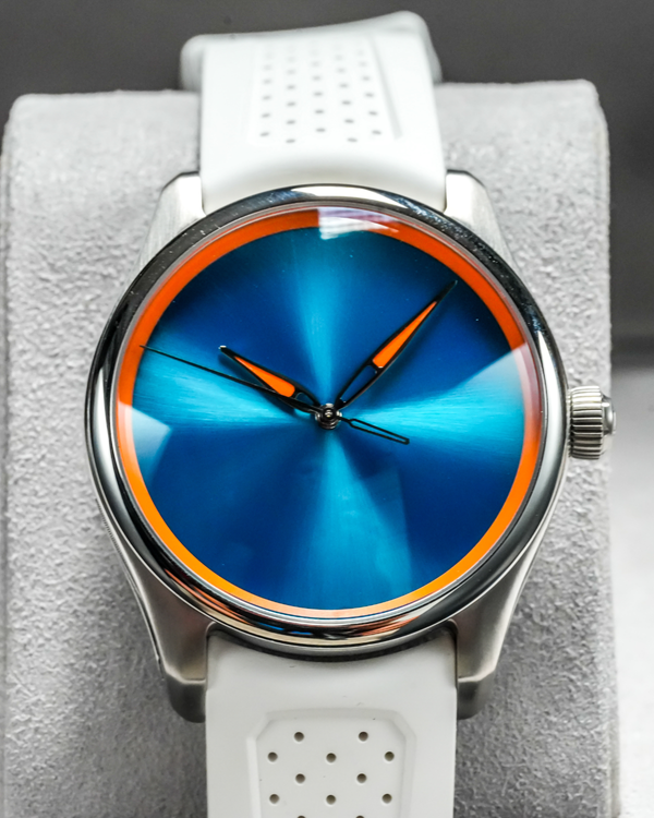 2026 H. Moser & Cie Pioneer Centre Seconds "Spiced Aqua" 42.8MM Turquoise Dial Rubber Strap (3201-1202)