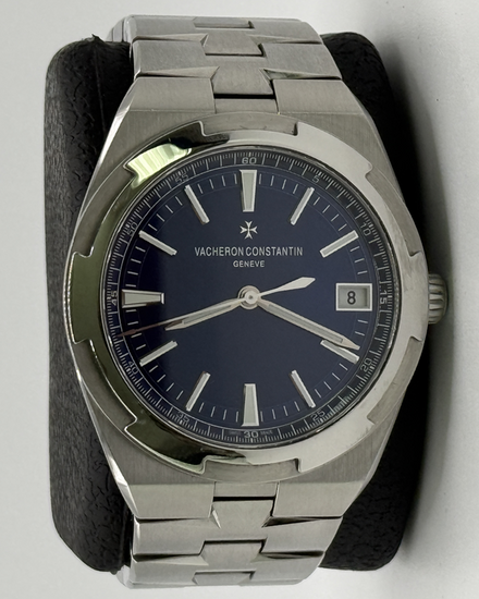 2021 Vacheron Constantin Overseas 41MM Black Dial Steel Bracelet (4500V/110A-B128)