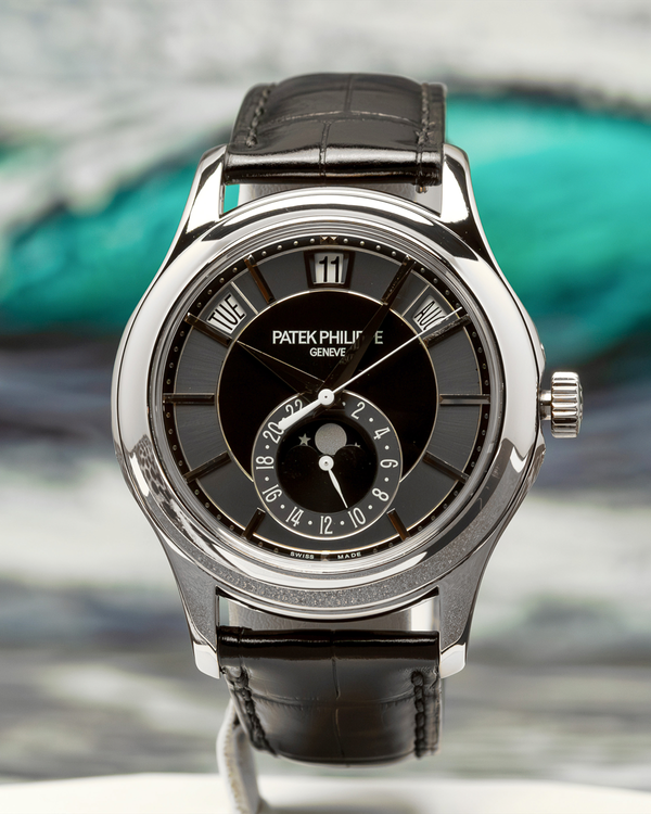 (Working) Patek Philippe Annual Calendar (5205G-010)