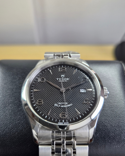 No Reserve - 2026 Tudor 1926 41MM Black Dial Steel Bracelet (91650)