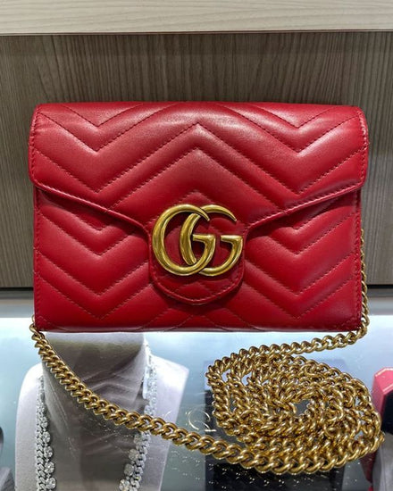 Gucci Bag GG Marmont Matelassé Wallet Small Red Leather Gold-Tone Hardware (Matelassé)