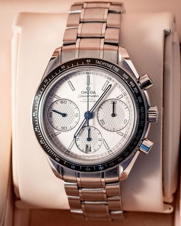 2021 Omega Speedmaster Racing 40MM Silver Dial Steel Bracelet (326.30.40.50.02.001)