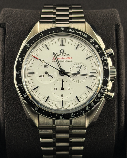 2024 Omega Speedmaster Professional Moonwatch 42MM White Dial Steel Bracelet (310.30.42.50.04.001)