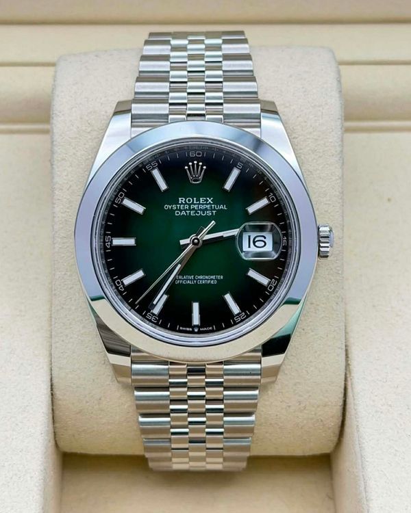 2026 Rolex Datejust 41MM Green "Ombré" Dial Jubilee Bracelet (126300)