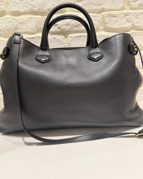 Burberry Bag Small Banner Tote Bag Medium Black Leather Gold-Tone Hardware Leather Strap (Tote)