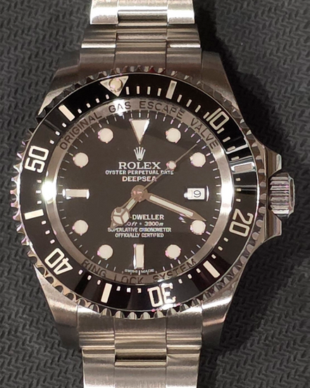 2013 Rolex Sea-Dweller 44MM Black Dial Oyster Bracelet (116660)