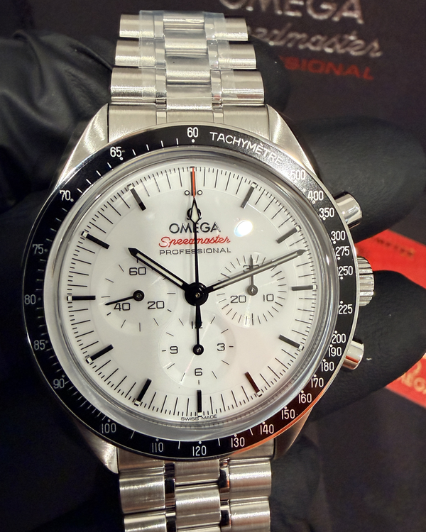 2026 Omega Speedmaster Professional Moonwatch 42MM White Dial Steel Bracelet (310.30.42.50.04.001)
