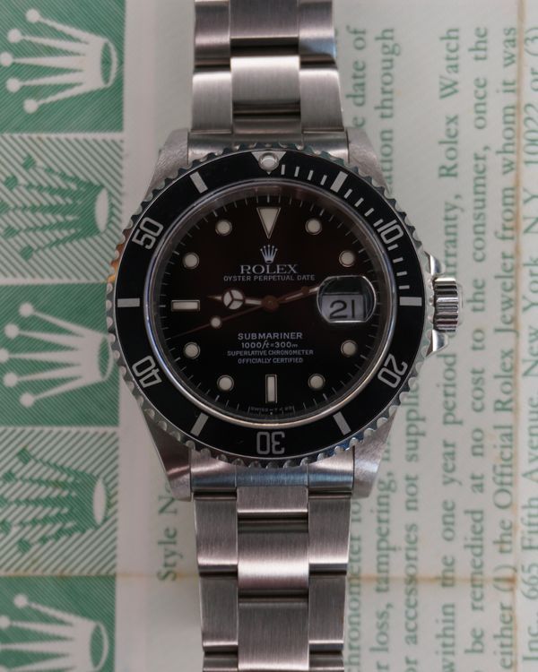 1998 Rolex Submariner Date 40MM Black Dial Oyster Bracelet (16610)