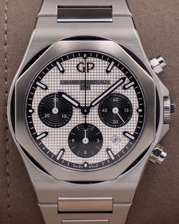 2021 Girard Perregaux Laureato Chronograph 42MM Silver Dial Steel Bracelet (81020-11-131-11A)