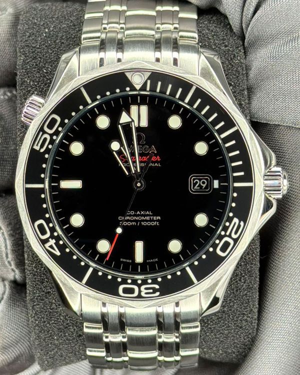 Omega Seamaster Diver 300M 41MM Black Dial Steel Bracelet (212.30.41.20.01.003)