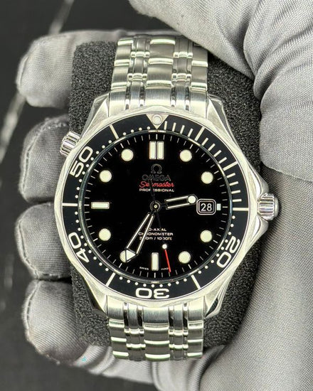 Omega Seamaster Diver 300M 41MM Black Dial Steel Bracelet (212.30.41.20.01.003)