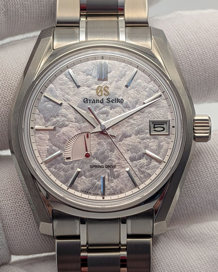 2026 Grand Seiko Heritage Collection "Shunbun" 40MM Pink Dial Titanium Bracelet (SBGA443)