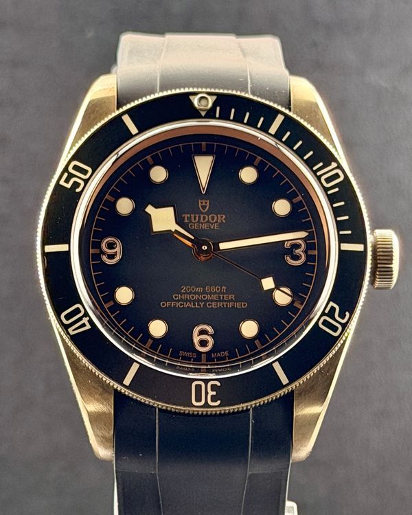 No Reserve - 2023 Tudor Black Bay Bronze 43MM Grey Dial Aftermarket Rubber Strap (79250BA)