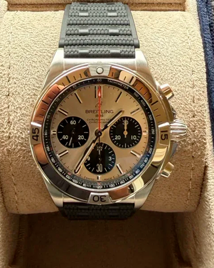 2024 Breitling Chronomat B01 "Blackeye" 42MM Silver Dial Rubber Strap (AB0134101G1S2)