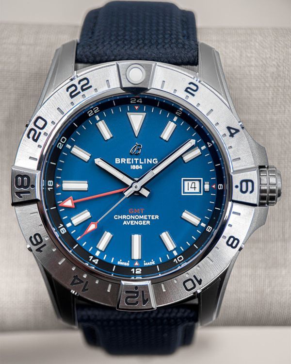 No Reserve - Breitling Avenger (A32320)