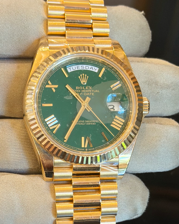 2023 Rolex Day-Date 40MM Green Dial Yellow Gold President Bracelet (228238)