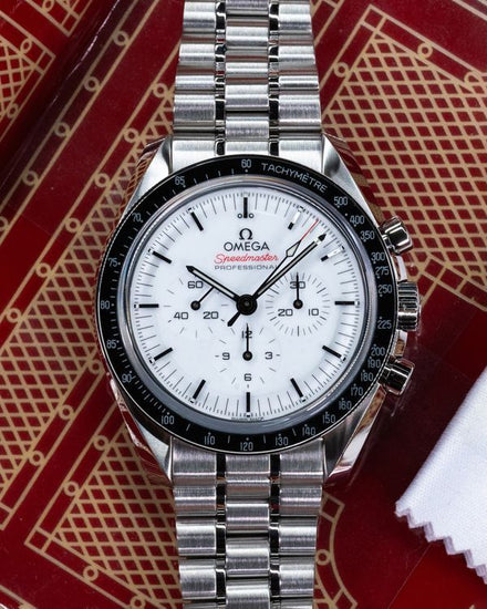 2026 Omega Speedmaster Professional Moonwatch 42MM White Dial Steel Bracelet (310.30.42.50.04.001)