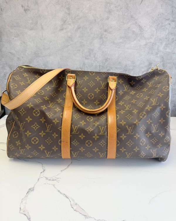 No Reserve - Louis Vuitton Keepall Bandoulière 50 Monogram Coated Canvas Gold-Tone Hardware Leather Strap (Keepall)