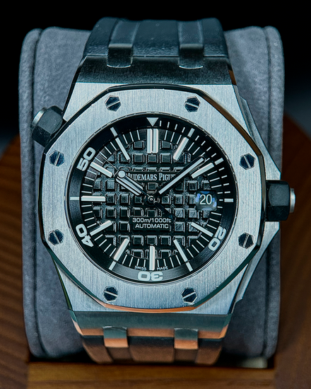 No Reserve - 2013 Audemars Piguet Royal Oak Offshore Diver 42MM Black Dial Rubber Strap (15703ST.OO.A002CA.01)