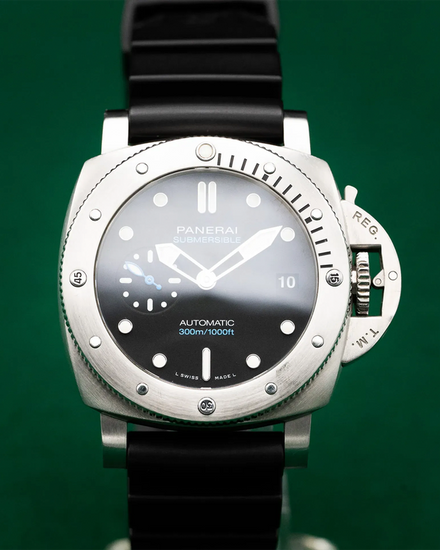 2019 Panerai Submersible 42MM Black Dial Rubber Strap (PAM00973)