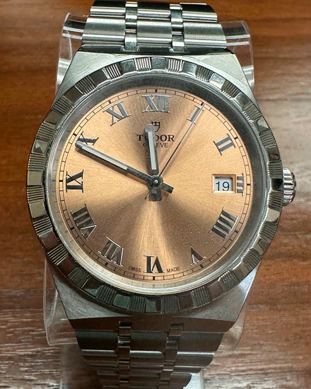 No Reserve - 2025 Tudor Royal 38MM Champagne Dial Steel Bracelet (28500)