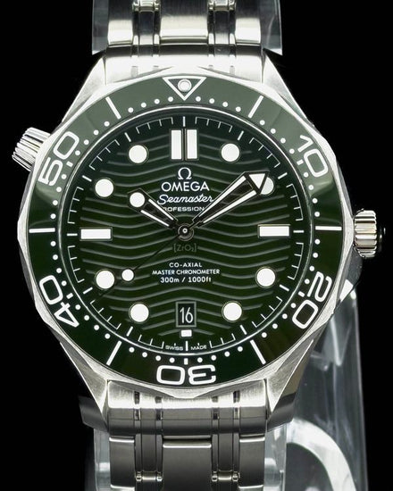 No Reserve - 2023 Omega Seamaster Diver 300M "Seaweed" 42MM Green Dial Steel Bracelet (210.30.42.20.10.001)