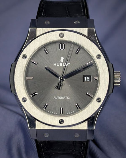 No Reserve - Hublot Classic Fusion Racing Titanium 42MM Grey Dial Leather Strap (542.NX.7071.LR)