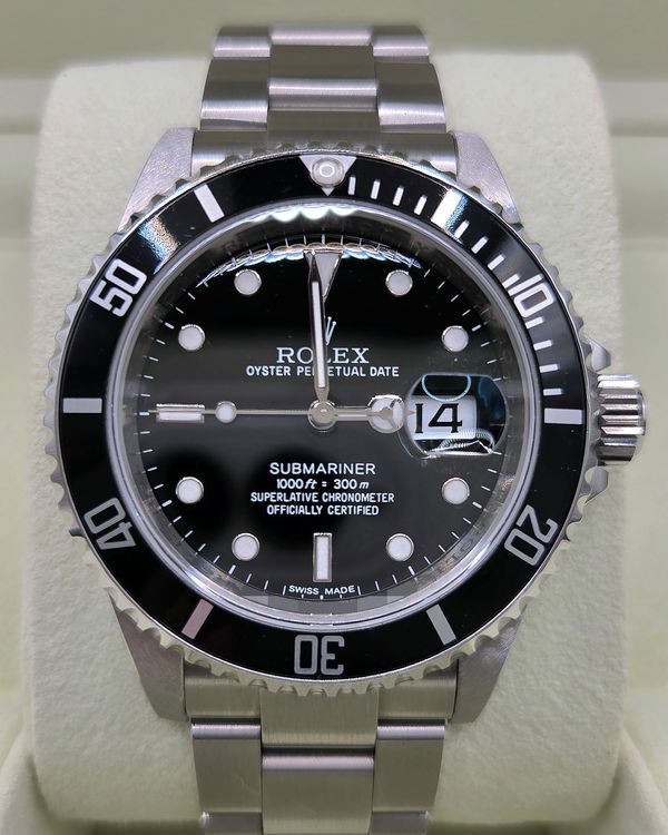 2009 Rolex Submariner Date 40MM Black Dial Oyster Bracelet (16610)