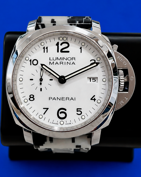 2016 Panerai Luminor Marina 40MM White Dial Rubber Strap (PAM00049)