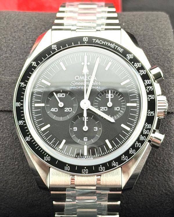 2026 Omega Speedmaster Professional Moonwatch 42MM Black Dial Steel Bracelet (310.30.42.50.01.002)