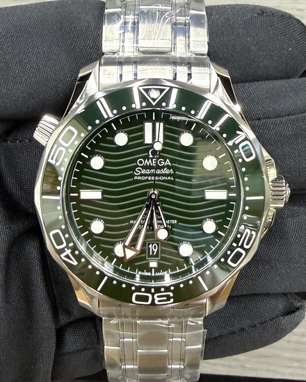 2026 Omega Seamaster Diver 300M "Seaweed" 42MM Green Dial Steel Bracelet (210.30.42.20.10.001)