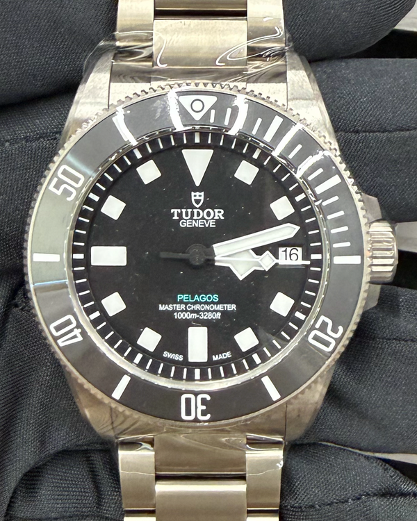 2026 Tudor Pelagos Ultra 43MM Black Dial Titanium Bracelet (2543C1A7NU)