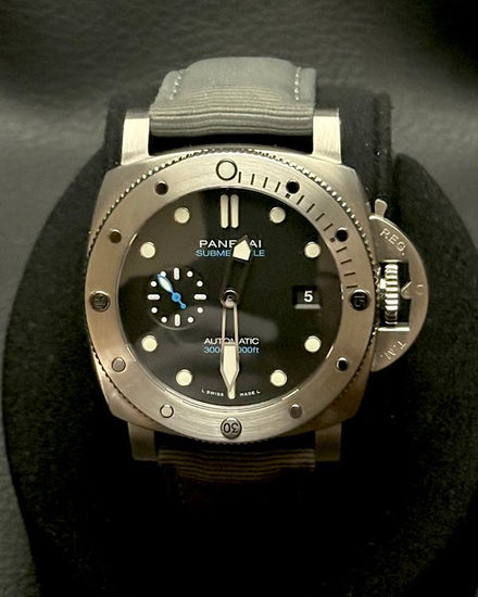 2022 Panerai Submersible QuarantaQuattro 44MM Black Dial Textile Strap (PAM01229)